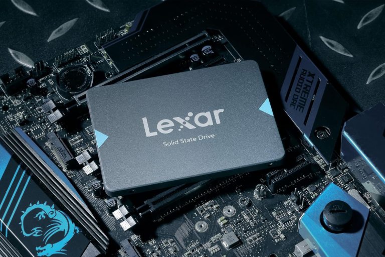 SSD Lexar 2.5 pouces utilisé dans notre comparatif des meilleurs SSD 250 Go et 256 Go