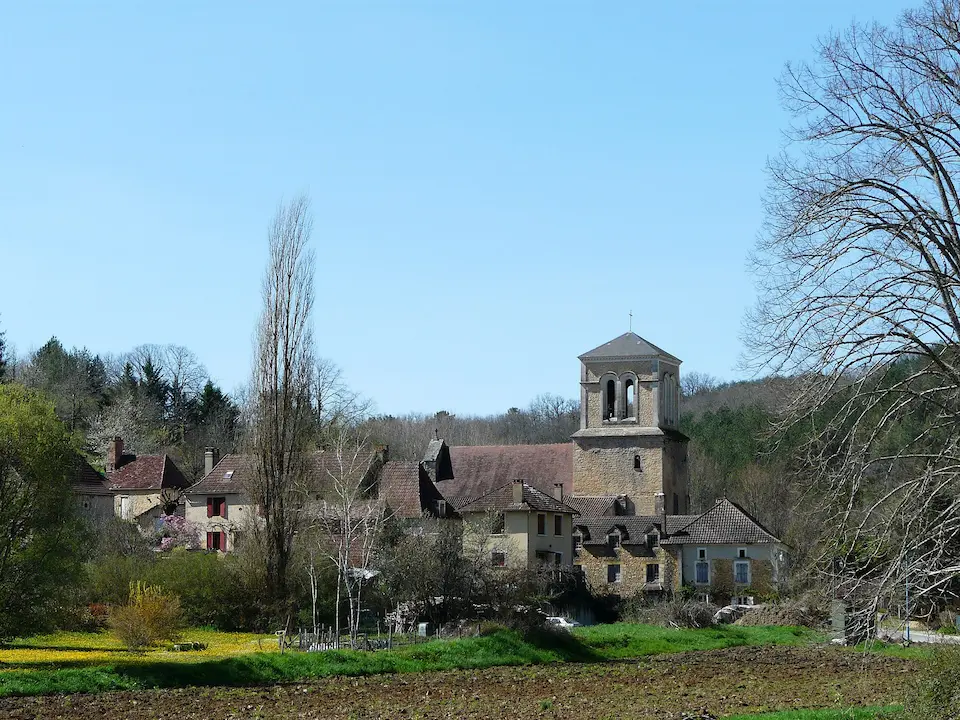 Le village de Journiac dans le Périgord